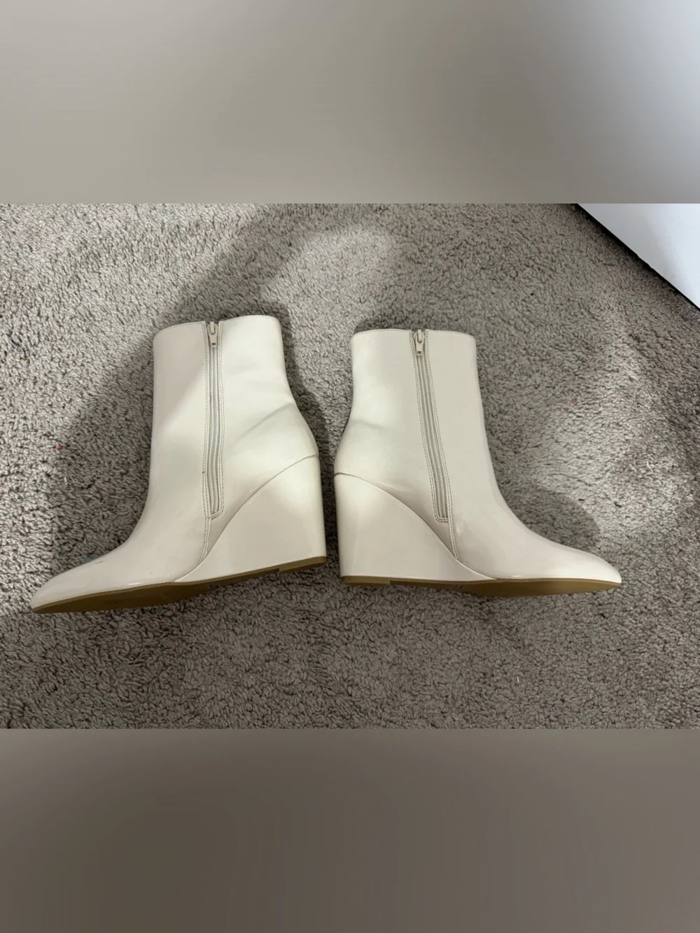 Pretty Dolce Vita size 7 bone patent Pascal wedge boots women new